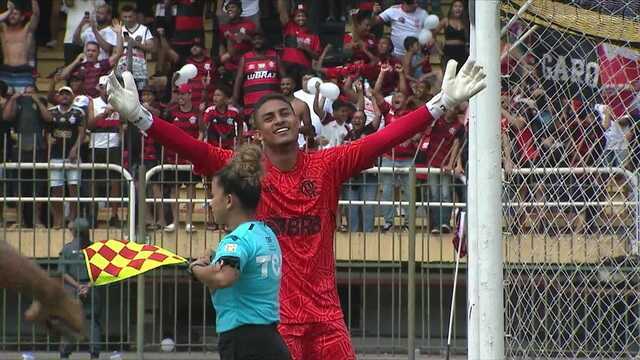 Nos pênaltis, Flamengo supera o Palmeiras e conquista Brasileiro Sub-20